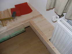 Bett mit Podest selber bauen Bescheibung fuer Heimwerker