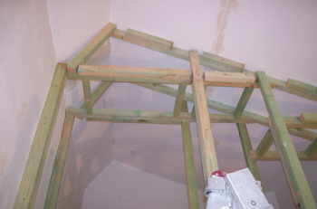 Dachlatten ausgleichen