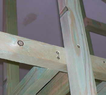 Dachlatten verschraueben